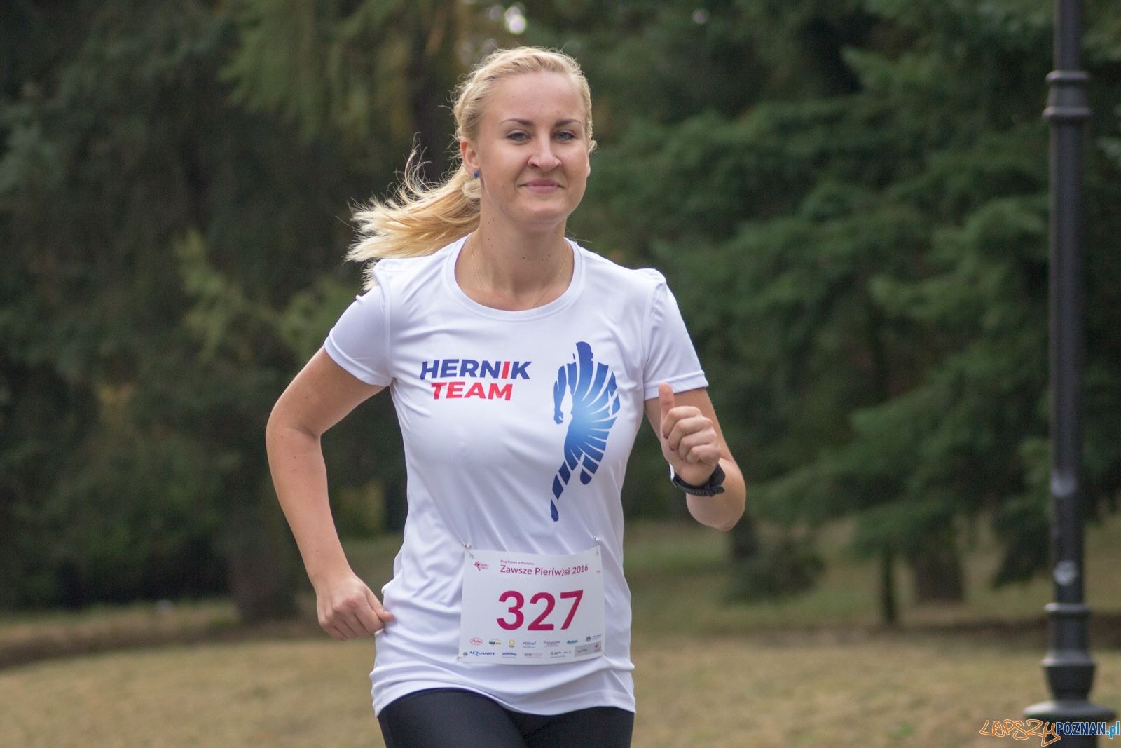 II Bieg Kobiet Zawsze PIER(W)SI 2016 Foto: Ewelina Jaśkowiak II Bieg Kobiet Zawsze PIER(W)SI 2016 Foto: Ewelina Jaśkowiak