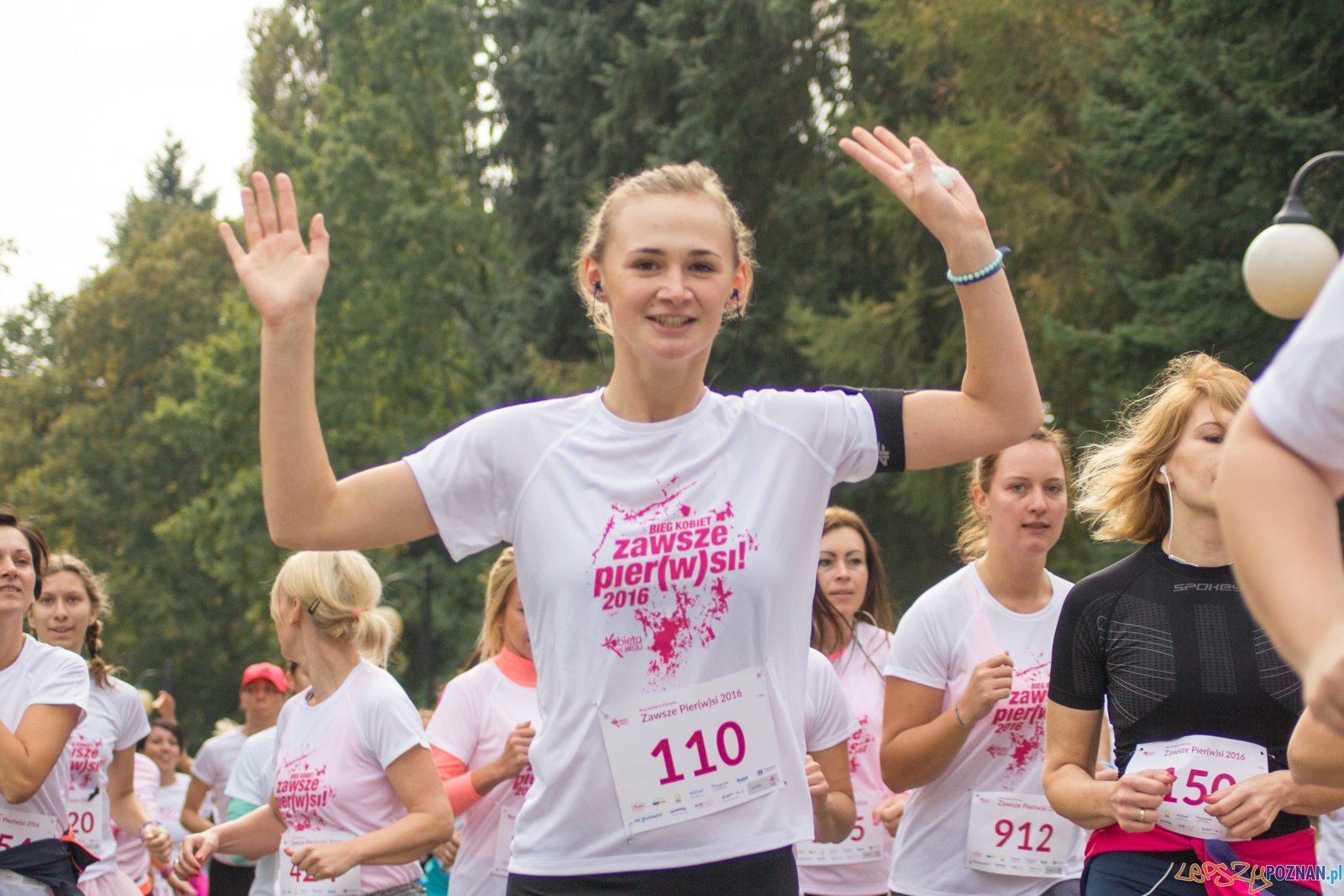 II Bieg Kobiet Zawsze PIER(W)SI 2016 Foto: Ewelina Jaśkowiak II Bieg Kobiet Zawsze PIER(W)SI 2016 Foto: Ewelina Jaśkowiak