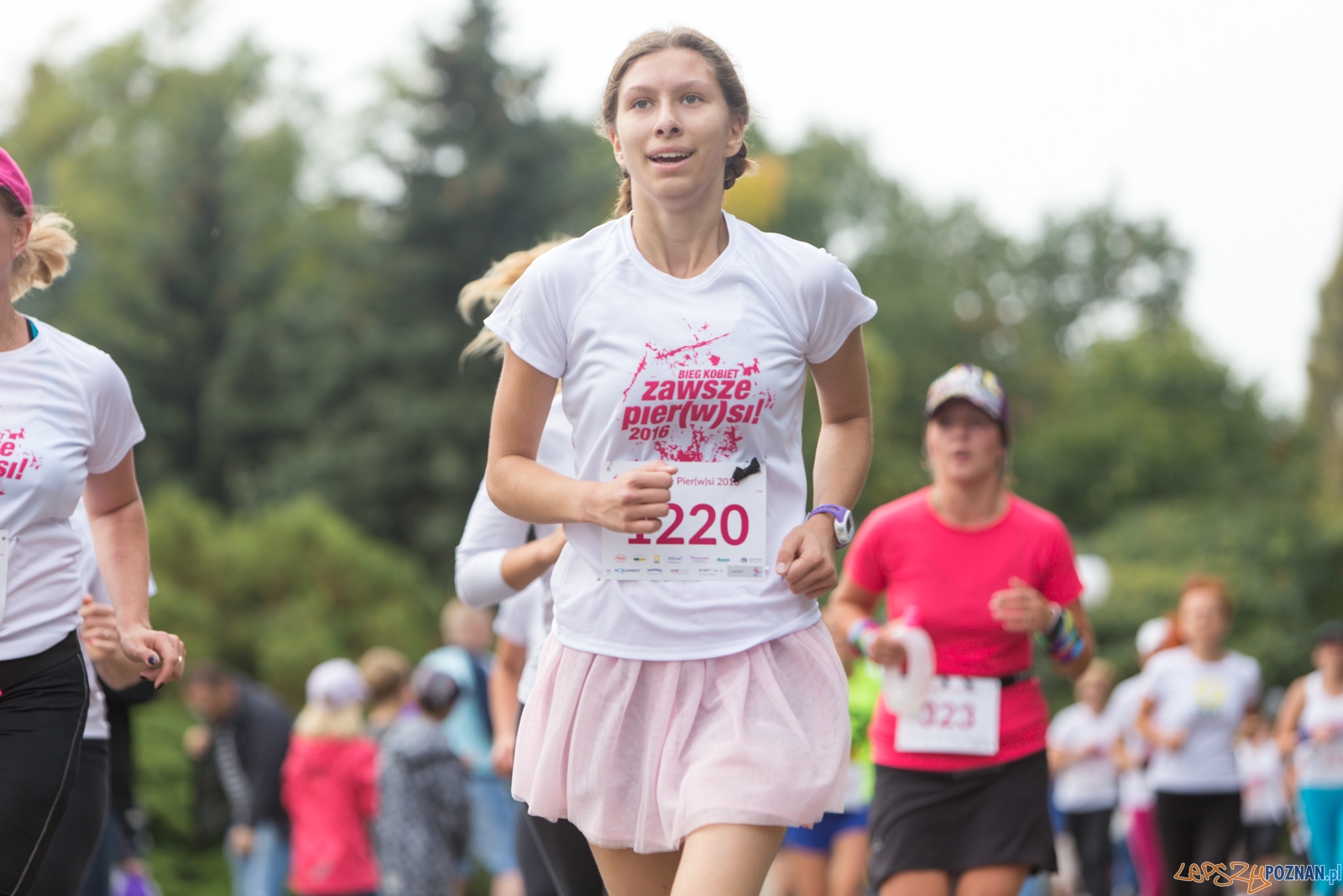 2 Bieg Kobiet ZAWSZE PIER(W)SI 2016 Foto: lepszyPOZNAN.pl / Piotr Rychter 2 Bieg Kobiet ZAWSZE PIER(W)SI 2016 Foto: lepszyPOZNAN.pl / Piotr Rychter