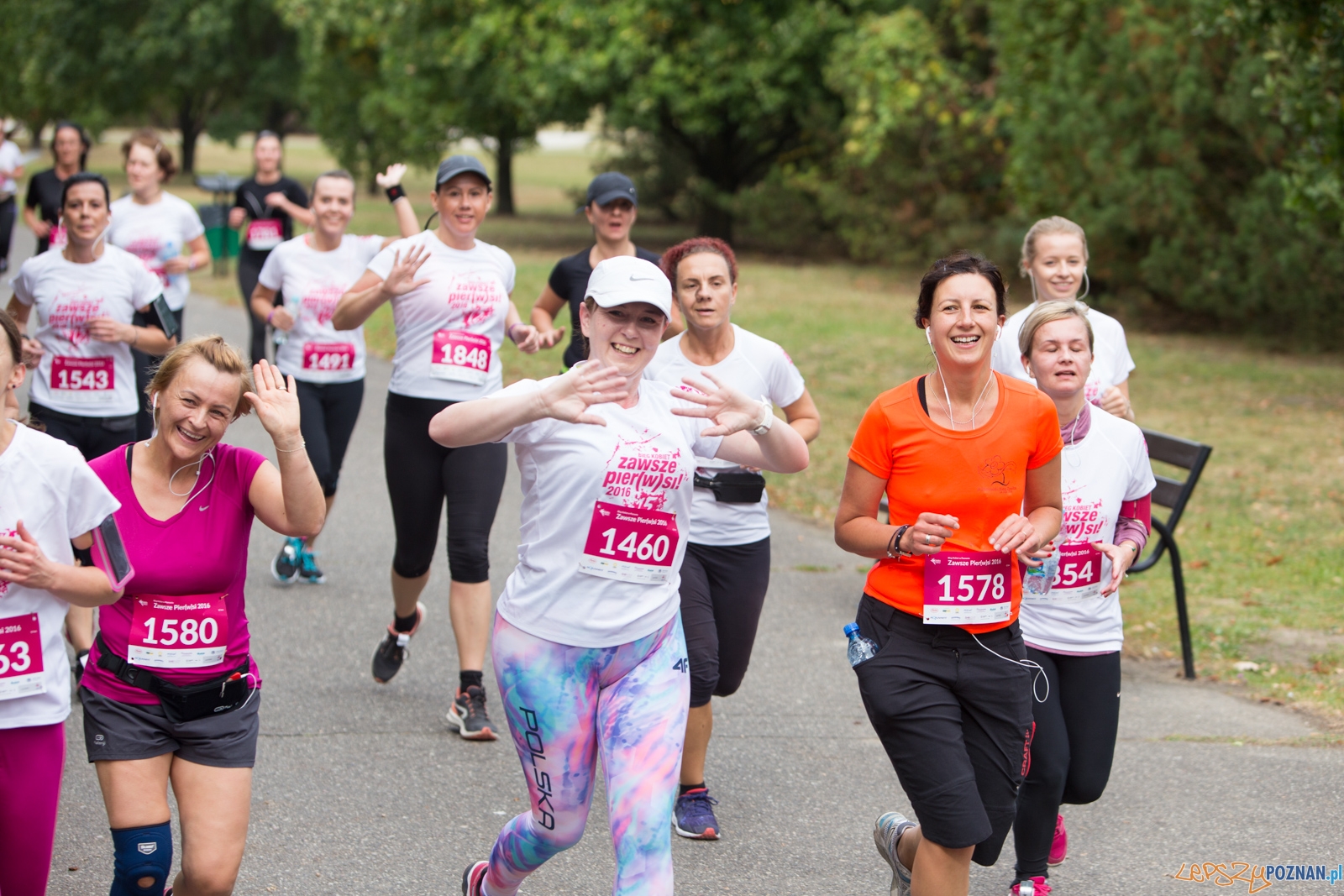 2 Bieg Kobiet ZAWSZE PIER(W)SI 2016 Foto: lepszyPOZNAN.pl / Piotr Rychter 2 Bieg Kobiet ZAWSZE PIER(W)SI 2016 Foto: lepszyPOZNAN.pl / Piotr Rychter