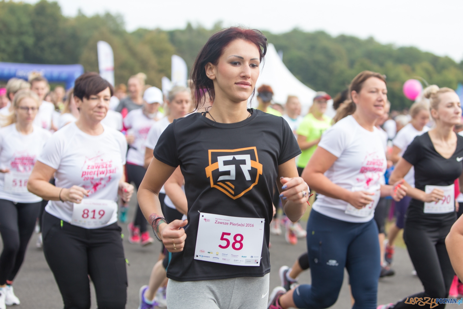 2 Bieg Kobiet ZAWSZE PIER(W)SI 2016 Foto: lepszyPOZNAN.pl / Piotr Rychter 2 Bieg Kobiet ZAWSZE PIER(W)SI 2016 Foto: lepszyPOZNAN.pl / Piotr Rychter