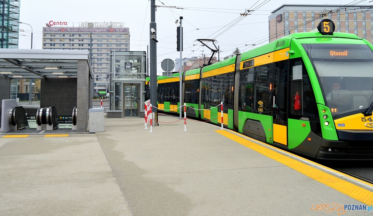 Rondo Kaponiera - tramwaj  Foto: Urząd Miasta Poznania 