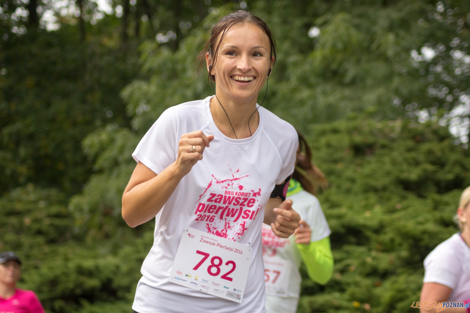 II Bieg Kobiet Zawsze PIER(W)SI 2016 Foto: Ewelina Jaśkowiak II Bieg Kobiet Zawsze PIER(W)SI 2016 Foto: Ewelina Jaśkowiak
