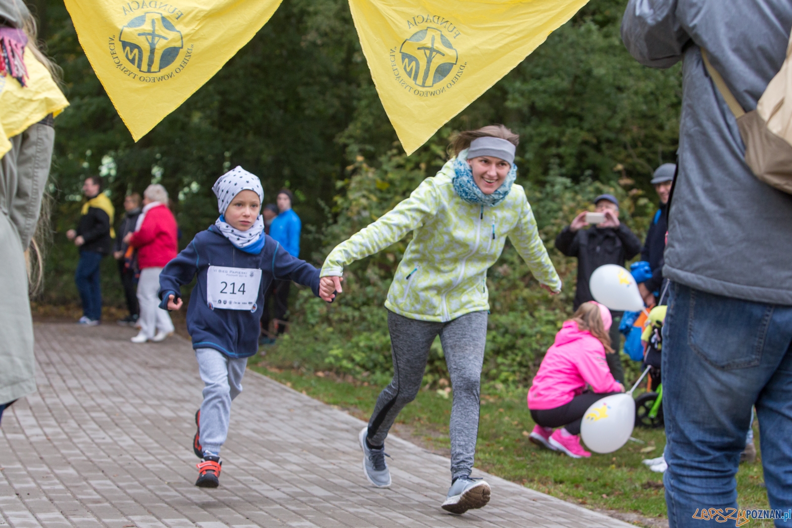 VI Poznański Bieg Papieski Foto: lepszyPOZNAN.pl / Piotr Rychter VI Poznański Bieg Papieski Foto: lepszyPOZNAN.pl / Piotr Rychter
