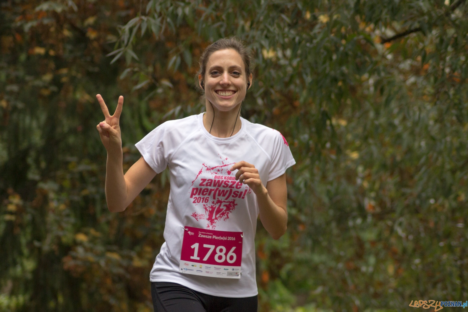 II Bieg Kobiet Zawsze PIER(W)SI 2016 Foto: Ewelina Jaśkowiak II Bieg Kobiet Zawsze PIER(W)SI 2016 Foto: Ewelina Jaśkowiak