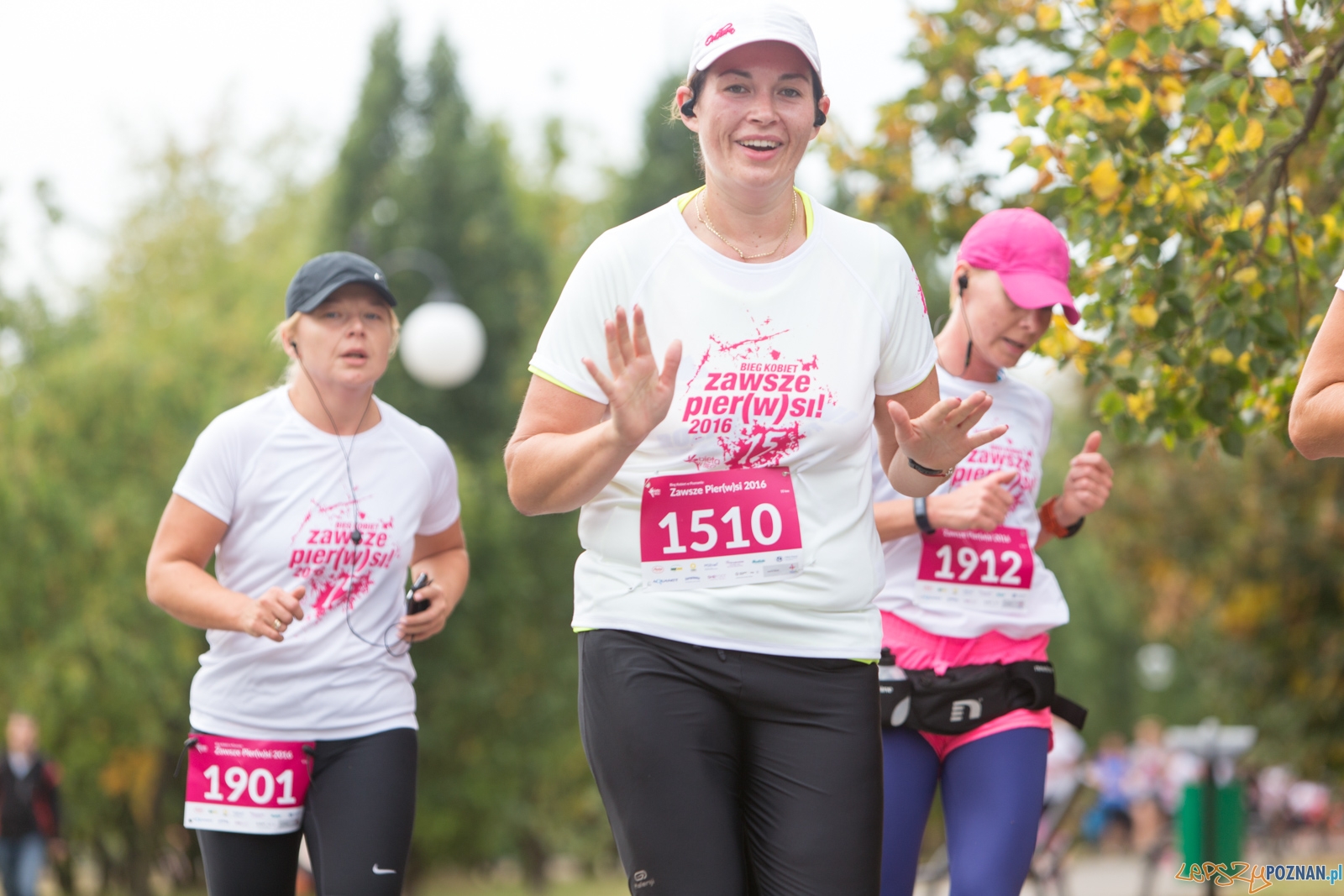 2 Bieg Kobiet ZAWSZE PIER(W)SI 2016 Foto: lepszyPOZNAN.pl / Piotr Rychter 2 Bieg Kobiet ZAWSZE PIER(W)SI 2016 Foto: lepszyPOZNAN.pl / Piotr Rychter