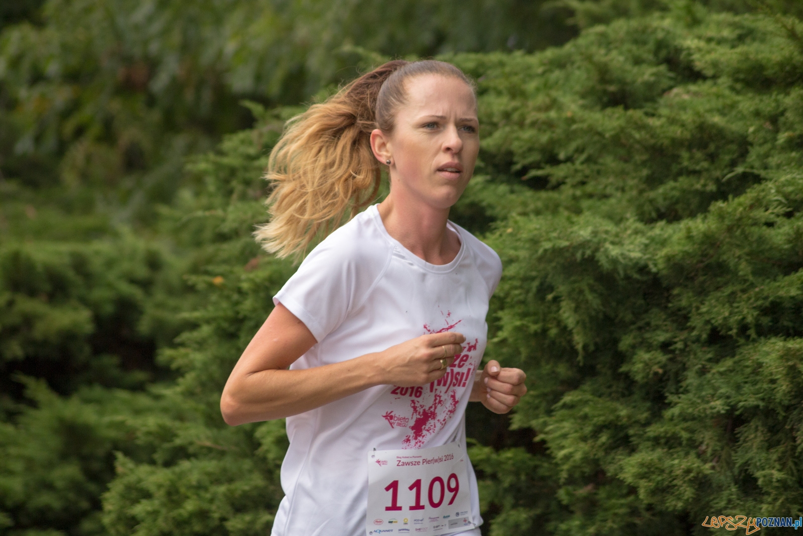II Bieg Kobiet Zawsze PIER(W)SI 2016 Foto: Ewelina Jaśkowiak II Bieg Kobiet Zawsze PIER(W)SI 2016 Foto: Ewelina Jaśkowiak