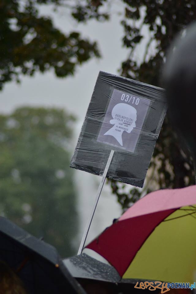 #czarnyprotest Foto: Karolina Adamska Photography #czarnyprotest Foto: Karolina Adamska Photography