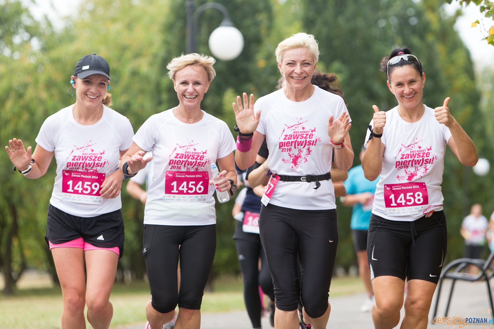 2 Bieg Kobiet ZAWSZE PIER(W)SI 2016 Foto: lepszyPOZNAN.pl / Piotr Rychter 2 Bieg Kobiet ZAWSZE PIER(W)SI 2016 Foto: lepszyPOZNAN.pl / Piotr Rychter