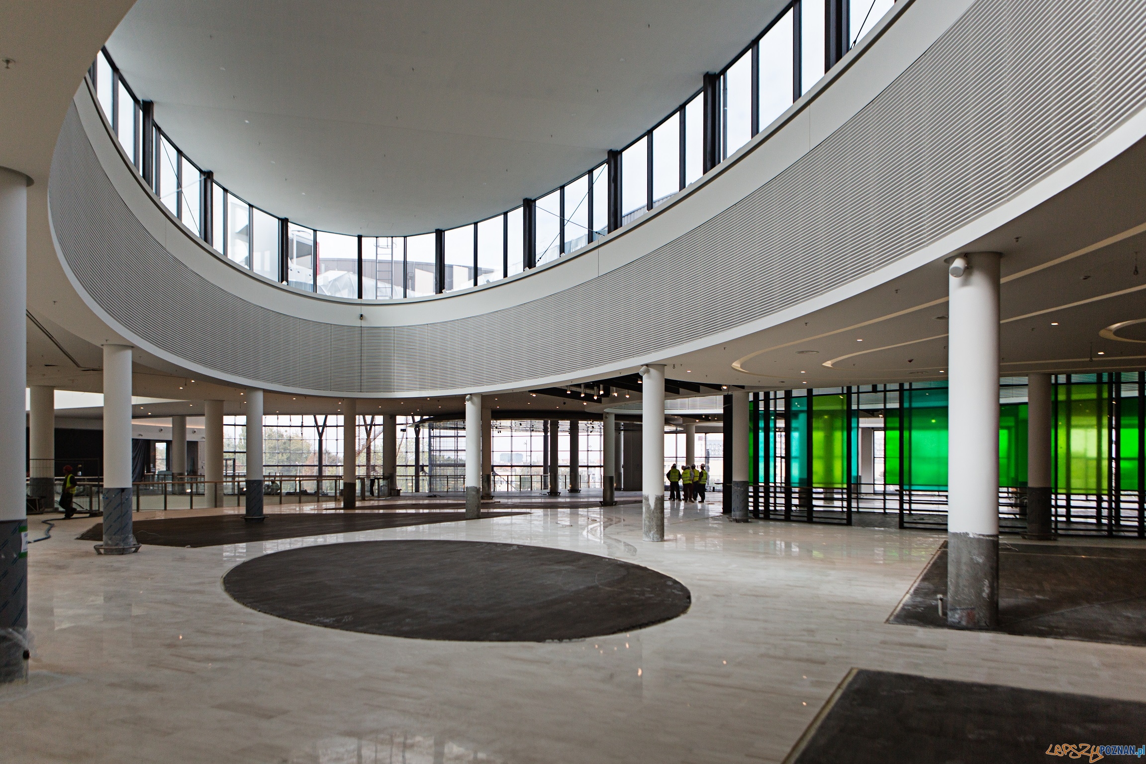 CH Posnania Foto: Maciej Nowaczyk macieknowaczyk@gmail.com CH Posnania Foto: Maciej Nowaczyk macieknowaczyk@gmail.com