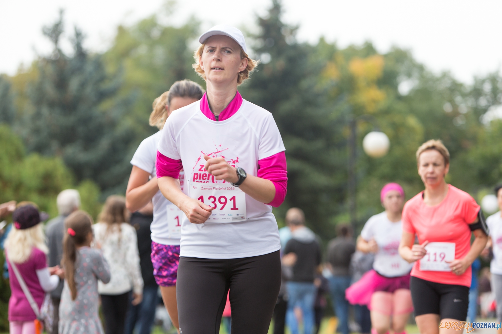2 Bieg Kobiet ZAWSZE PIER(W)SI 2016 Foto: lepszyPOZNAN.pl / Piotr Rychter 2 Bieg Kobiet ZAWSZE PIER(W)SI 2016 Foto: lepszyPOZNAN.pl / Piotr Rychter