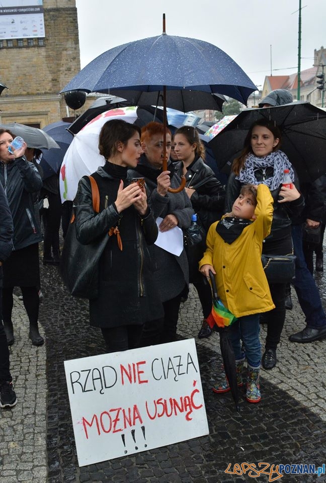 #czarnyprotest Foto: #czarnyprotest Foto: