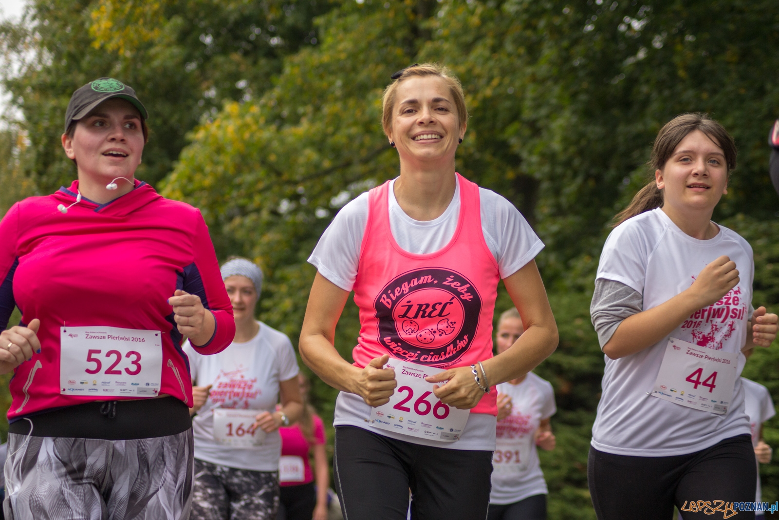 II Bieg Kobiet Zawsze PIER(W)SI 2016 Foto: Ewelina Jaśkowiak II Bieg Kobiet Zawsze PIER(W)SI 2016 Foto: Ewelina Jaśkowiak