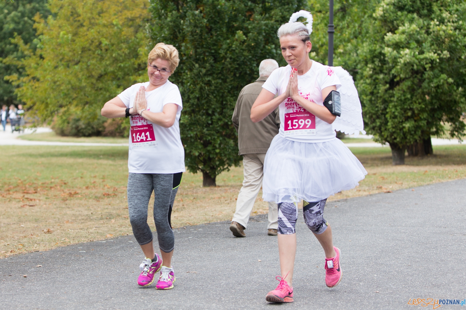 2 Bieg Kobiet ZAWSZE PIER(W)SI 2016 Foto: lepszyPOZNAN.pl / Piotr Rychter 2 Bieg Kobiet ZAWSZE PIER(W)SI 2016 Foto: lepszyPOZNAN.pl / Piotr Rychter