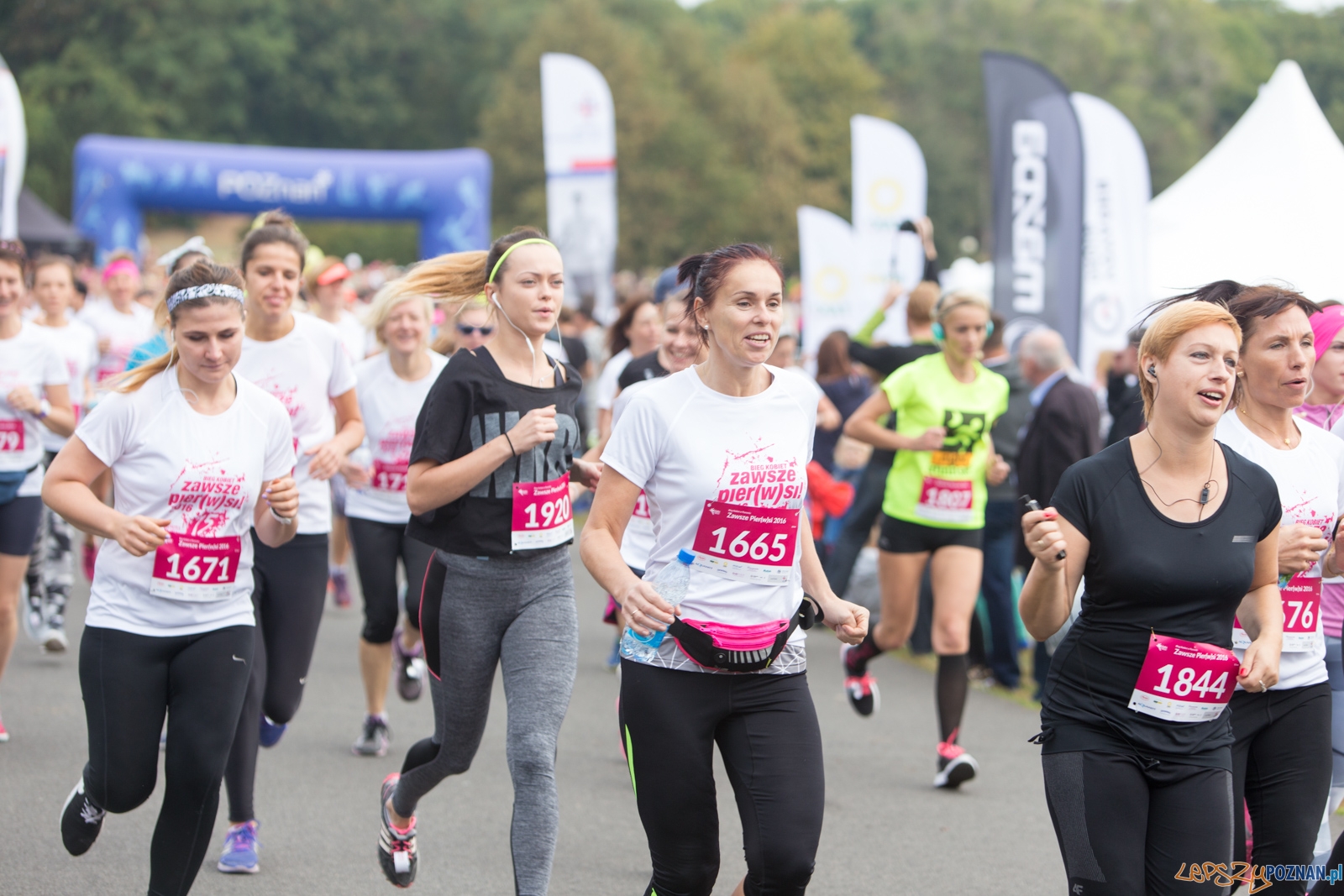 2 Bieg Kobiet ZAWSZE PIER(W)SI 2016 Foto: lepszyPOZNAN.pl / Piotr Rychter 2 Bieg Kobiet ZAWSZE PIER(W)SI 2016 Foto: lepszyPOZNAN.pl / Piotr Rychter