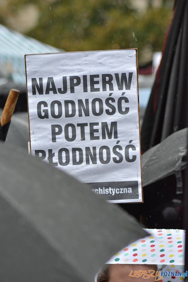 #czarnyprotest Foto: #czarnyprotest Foto: