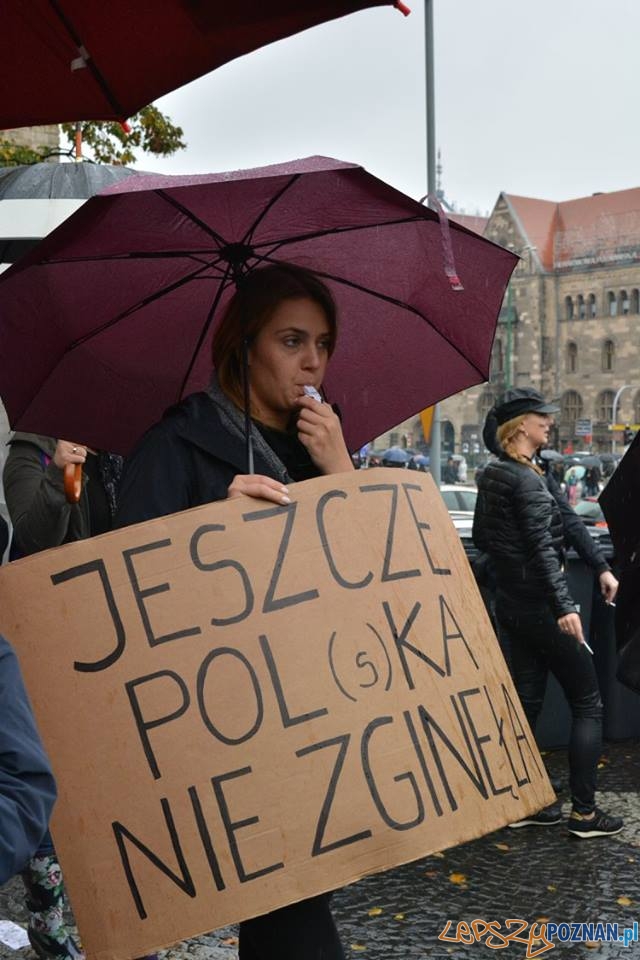#czarnyprotest Foto: #czarnyprotest Foto: