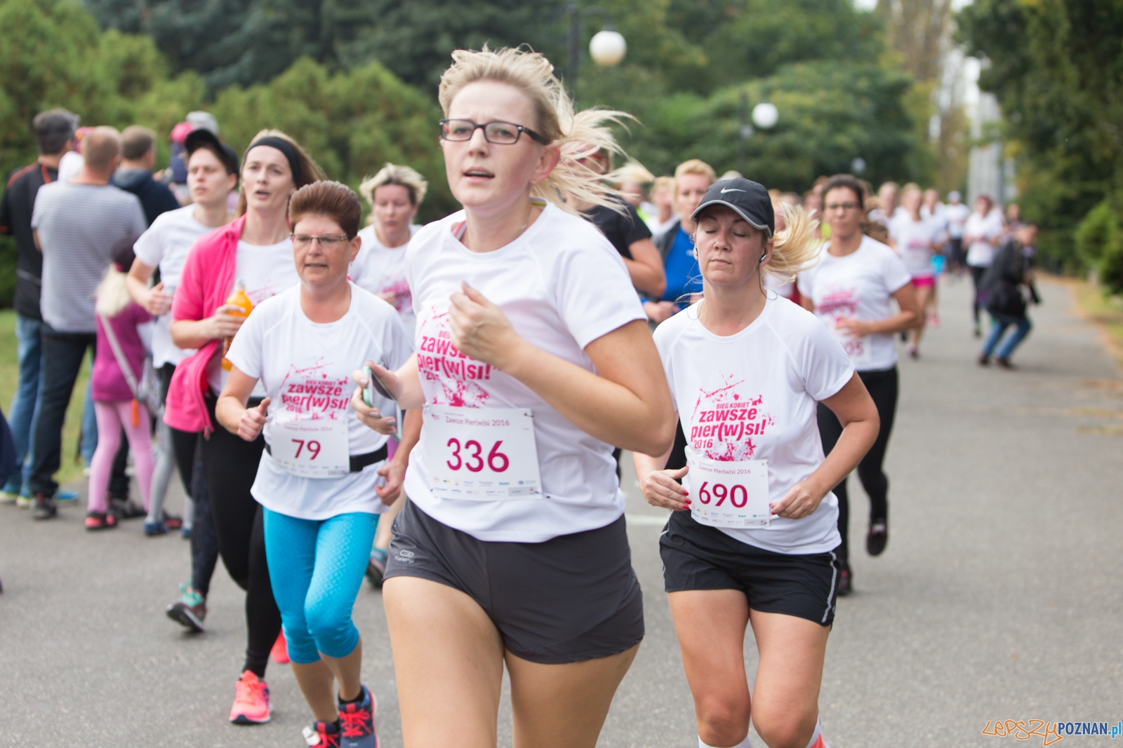 2 Bieg Kobiet ZAWSZE PIER(W)SI 2016 Foto: lepszyPOZNAN.pl / Piotr Rychter 2 Bieg Kobiet ZAWSZE PIER(W)SI 2016 Foto: lepszyPOZNAN.pl / Piotr Rychter