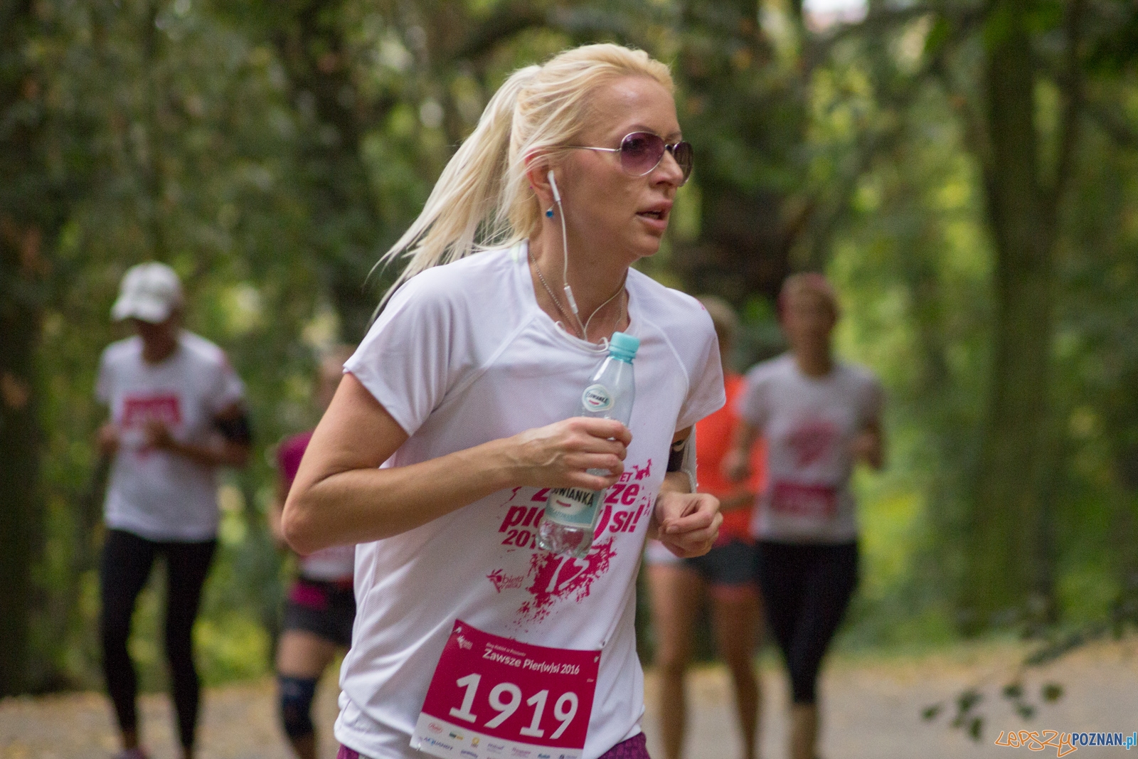 II Bieg Kobiet Zawsze PIER(W)SI 2016 Foto: Ewelina Jaśkowiak II Bieg Kobiet Zawsze PIER(W)SI 2016 Foto: Ewelina Jaśkowiak