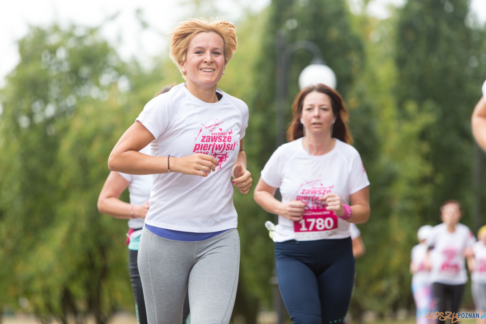 2 Bieg Kobiet ZAWSZE PIER(W)SI 2016 Foto: lepszyPOZNAN.pl / Piotr Rychter 2 Bieg Kobiet ZAWSZE PIER(W)SI 2016 Foto: lepszyPOZNAN.pl / Piotr Rychter