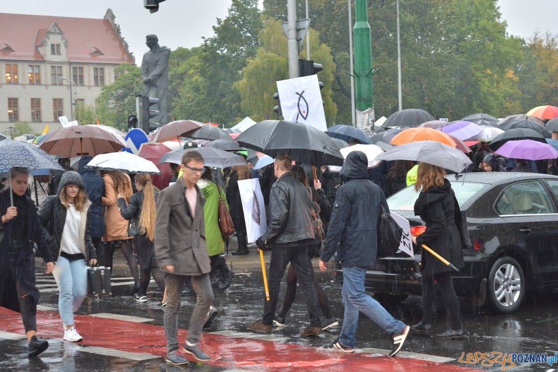 #czarnyprotest Foto: #czarnyprotest Foto: