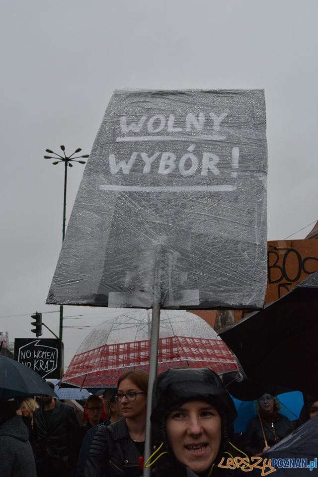 #czarnyprotest Foto: #czarnyprotest Foto: