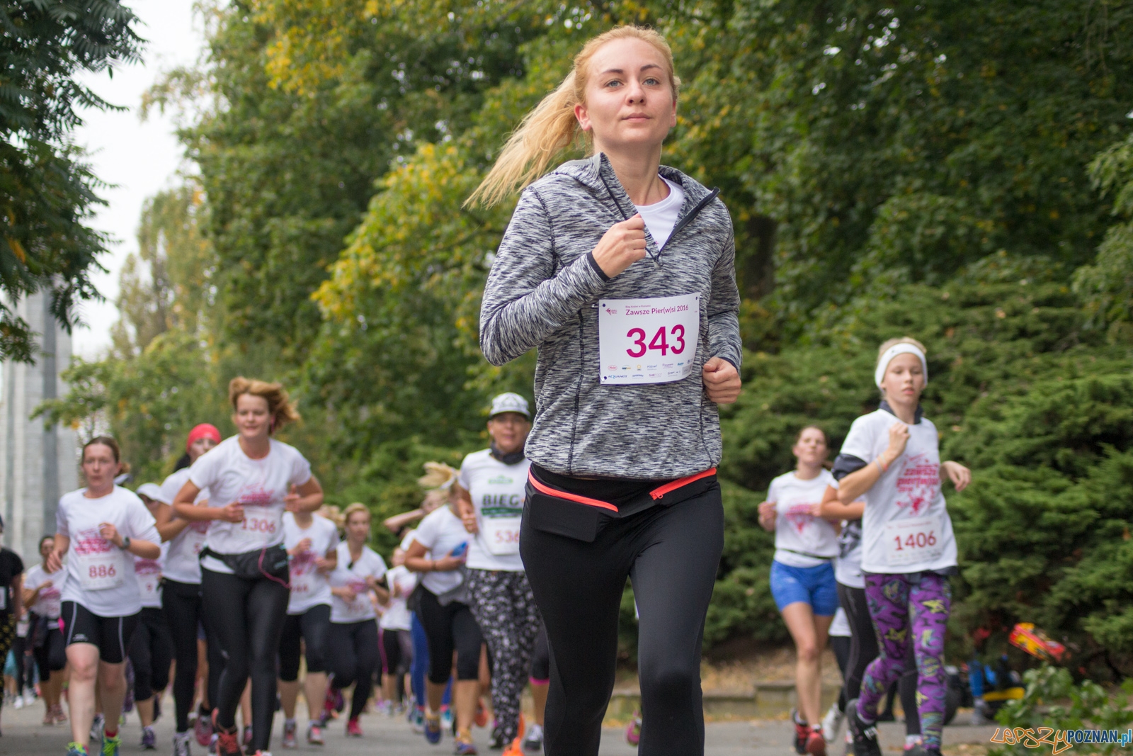 II Bieg Kobiet Zawsze PIER(W)SI 2016 Foto: Ewelina Jaśkowiak II Bieg Kobiet Zawsze PIER(W)SI 2016 Foto: Ewelina Jaśkowiak