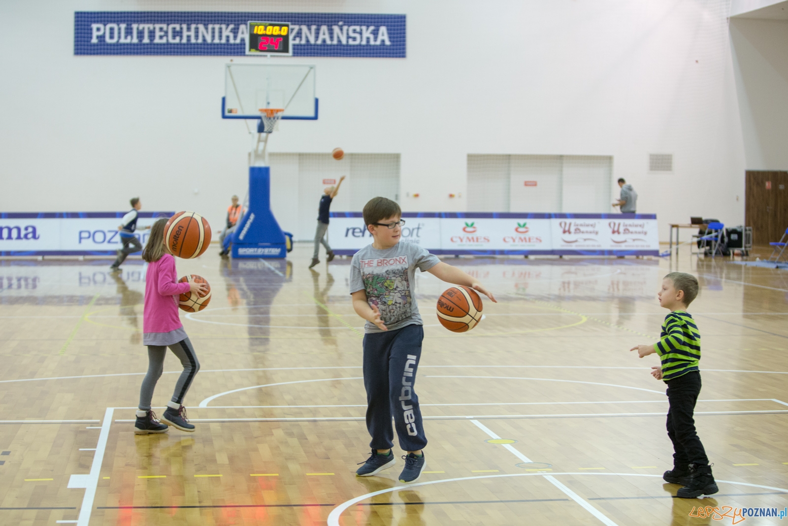 Biofarm Basket Poznań - GKS Gliwice Foto: lepszyPOZNAN.pl / Piotr Rychter Biofarm Basket Poznań - GKS Gliwice Foto: lepszyPOZNAN.pl / Piotr Rychter
