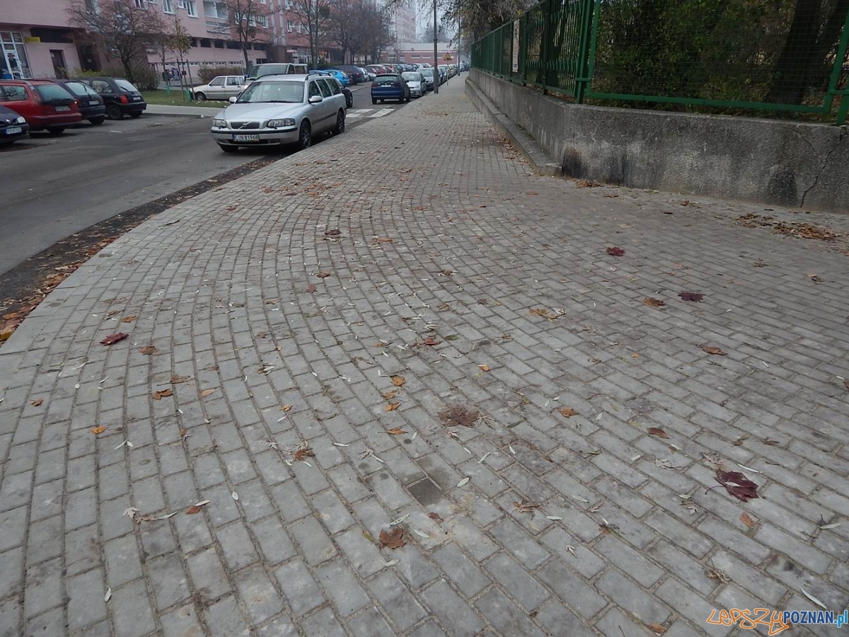 Wyremontowane chodniki na os. Piastowskim Foto: Rada Osiedla Rataje / Artur Gumny Wyremontowane chodniki na os. Piastowskim Foto: Rada Osiedla Rataje / Artur Gumny