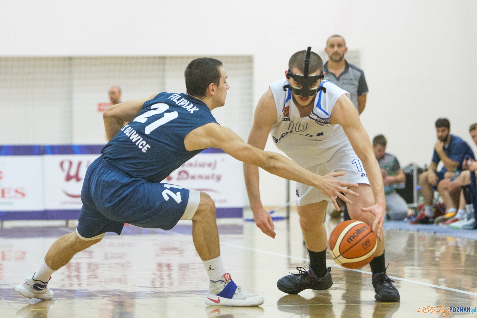 Biofarm Basket Poznań - GKS Gliwice Foto: lepszyPOZNAN.pl / Piotr Rychter Biofarm Basket Poznań - GKS Gliwice Foto: lepszyPOZNAN.pl / Piotr Rychter