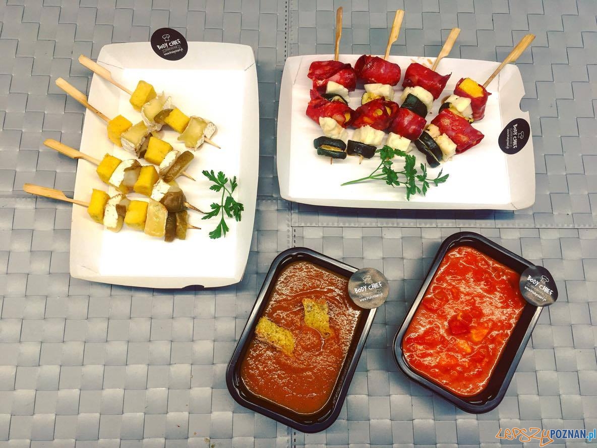 Szaszłyki z polenty i zupy Foto: Body Chief Szaszłyki z polenty i zupy Foto: Body Chief