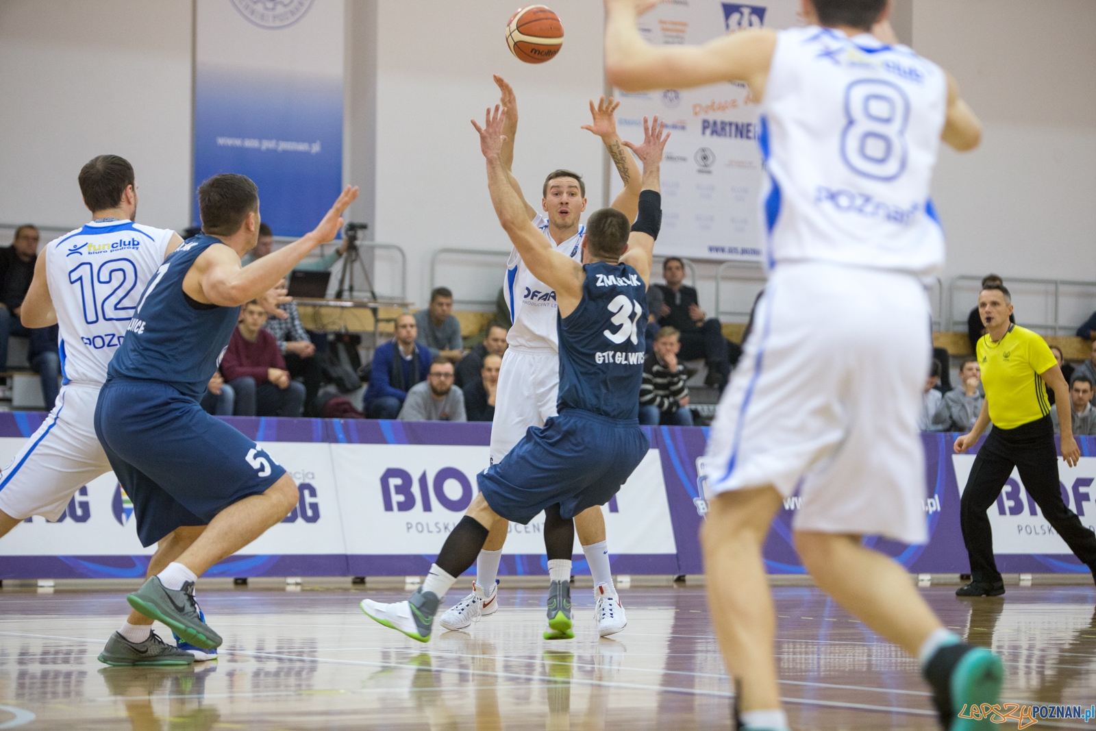 Biofarm Basket Poznań - GKS Gliwice Foto: lepszyPOZNAN.pl / Piotr Rychter Biofarm Basket Poznań - GKS Gliwice Foto: lepszyPOZNAN.pl / Piotr Rychter
