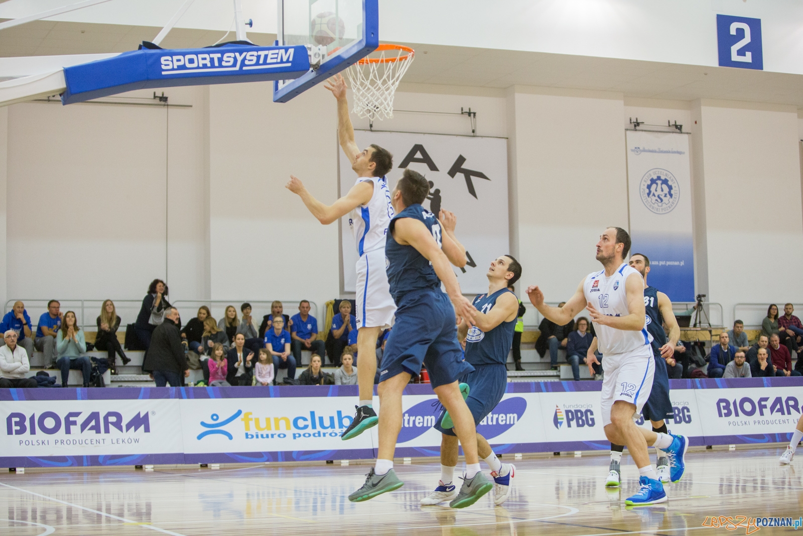 Biofarm Basket Poznań - GKS Gliwice Foto: lepszyPOZNAN.pl / Piotr Rychter Biofarm Basket Poznań - GKS Gliwice Foto: lepszyPOZNAN.pl / Piotr Rychter