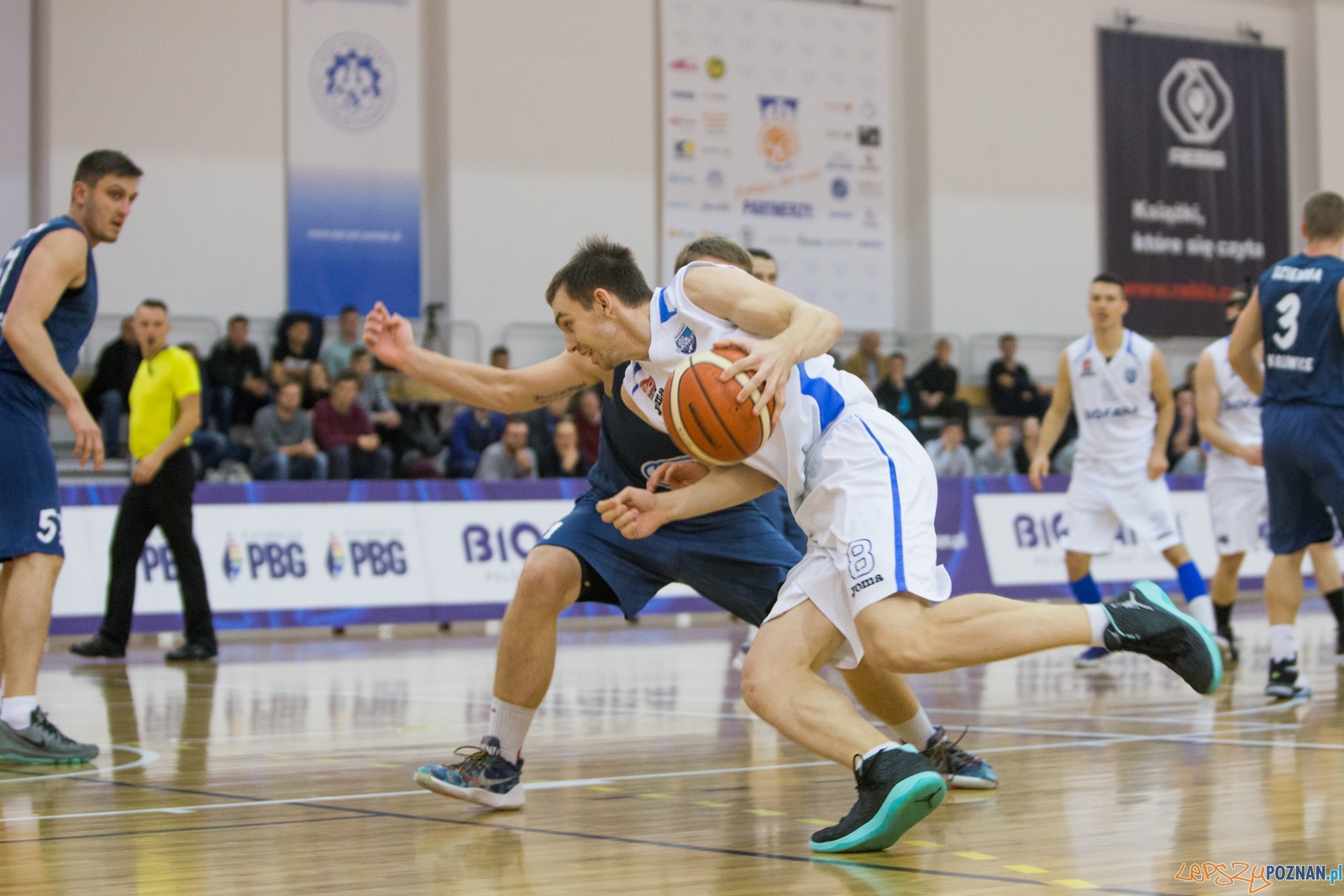 Biofarm Basket Poznań - GKS Gliwice Foto: lepszyPOZNAN.pl / Piotr Rychter Biofarm Basket Poznań - GKS Gliwice Foto: lepszyPOZNAN.pl / Piotr Rychter