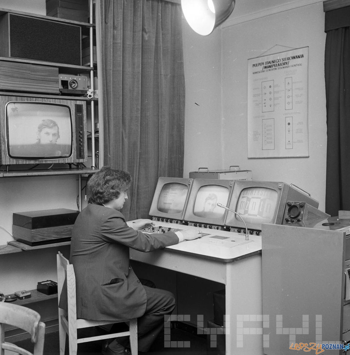 Pracownia UAM przy ul. Słowackiego Foto: Stanisław Wiktor / Cyryl Pracownia UAM przy ul. Słowackiego Foto: Stanisław Wiktor / Cyryl