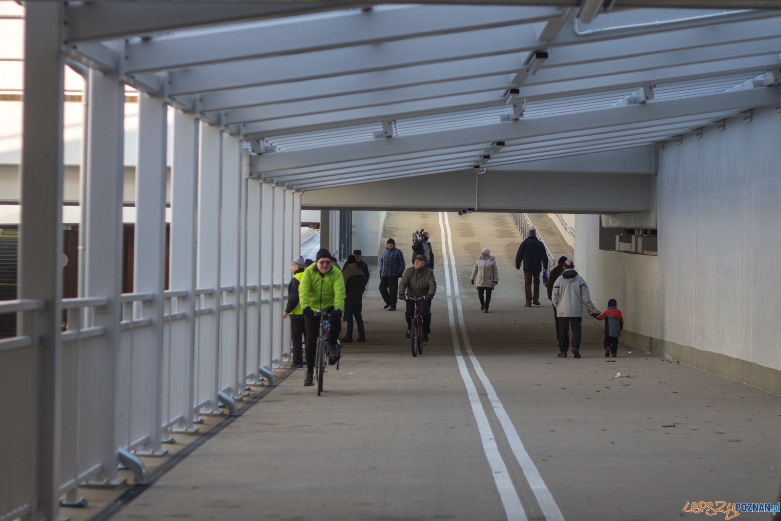 Otwarcie tunelu na Czechosłowackiej Foto: lepszyPOZNAN.pl / Ewelina Jaśkowiak Otwarcie tunelu na Czechosłowackiej Foto: lepszyPOZNAN.pl / Ewelina Jaśkowiak