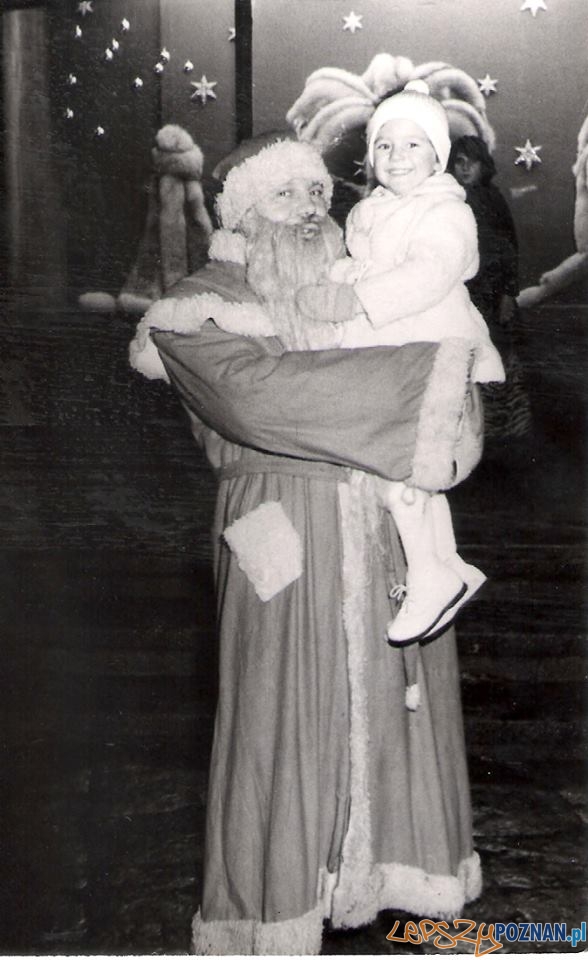 Gwiazdor przed Okrąglakiem - 1965 rok Foto: Pawel Nowakowski - archiwum domowe Gwiazdor przed Okrąglakiem - 1965 rok Foto: Pawel Nowakowski - archiwum domowe