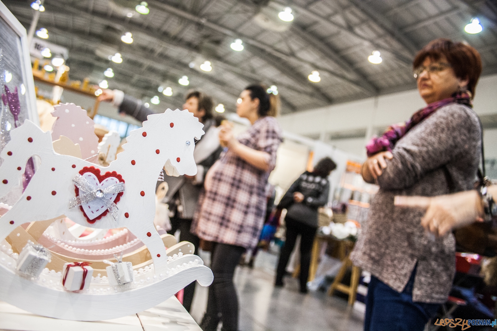 Festiwal Sztuki i Przedmiotów Artystycznych (2.12.2016) MTP Foto: © lepszyPOZNAN.pl / Karolina Kiraga Festiwal Sztuki i Przedmiotów Artystycznych (2.12.2016) MTP Foto: © lepszyPOZNAN.pl / Karolina Kiraga