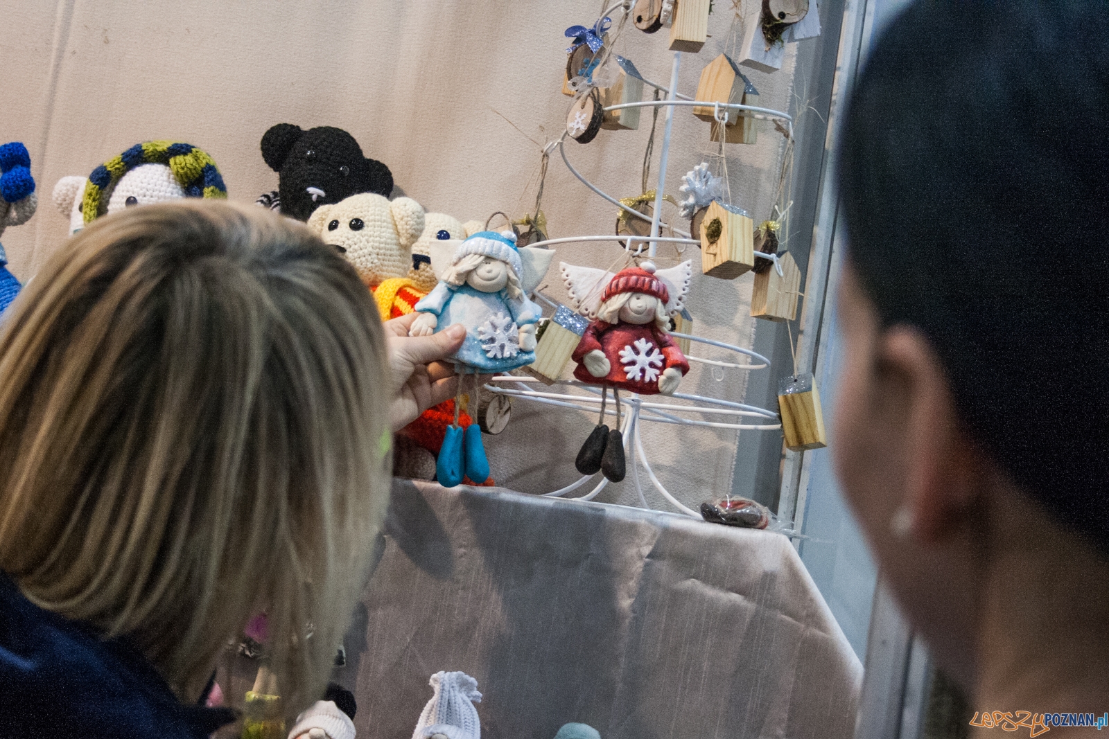 Festiwal Sztuki i Przedmiotów Artystycznych (2.12.2016) MTP Foto: © lepszyPOZNAN.pl / Karolina Kiraga Festiwal Sztuki i Przedmiotów Artystycznych (2.12.2016) MTP Foto: © lepszyPOZNAN.pl / Karolina Kiraga