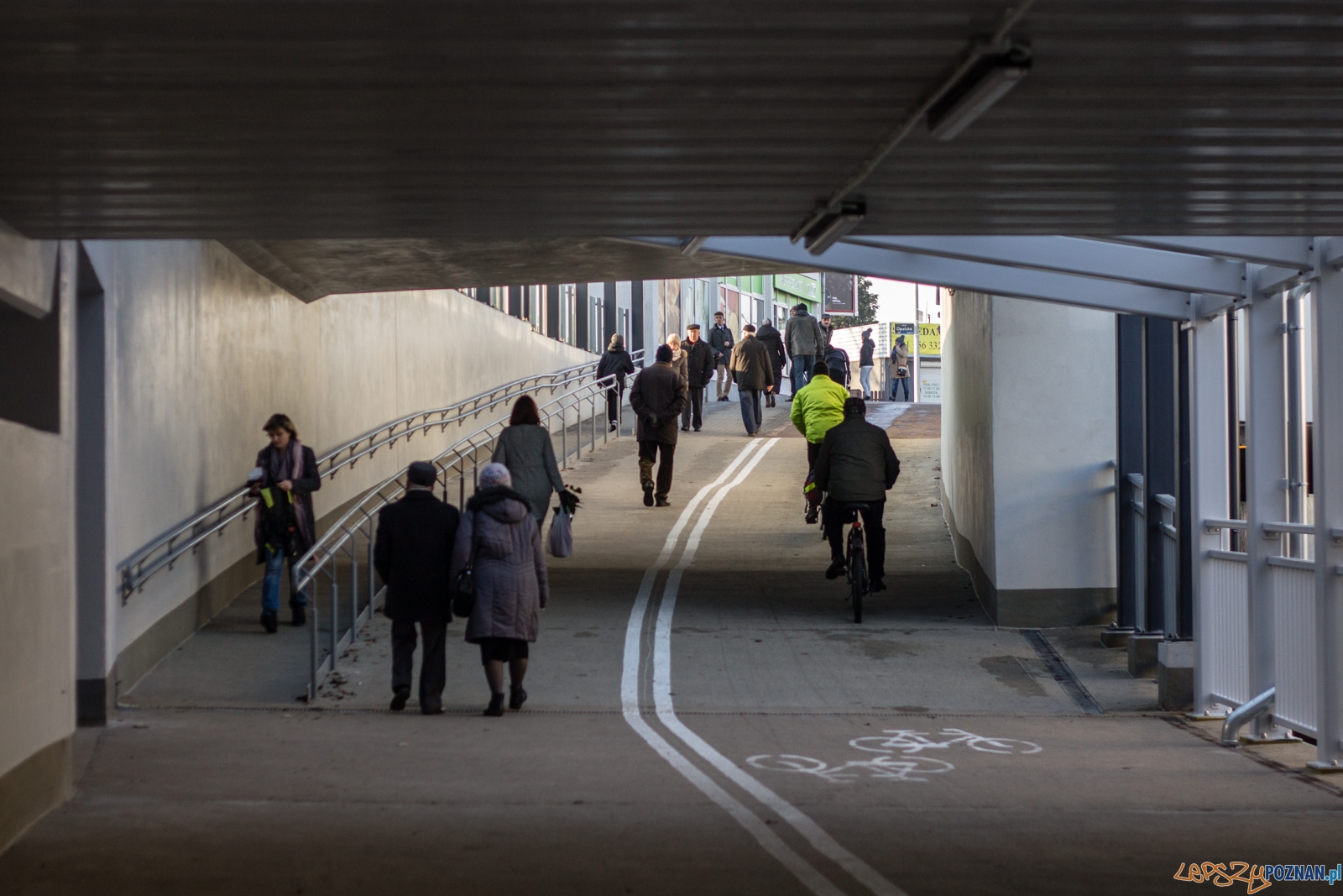 Otwarcie tunelu na Czechosłowackiej Foto: lepszyPOZNAN.pl / Ewelina Jaśkowiak Otwarcie tunelu na Czechosłowackiej Foto: lepszyPOZNAN.pl / Ewelina Jaśkowiak