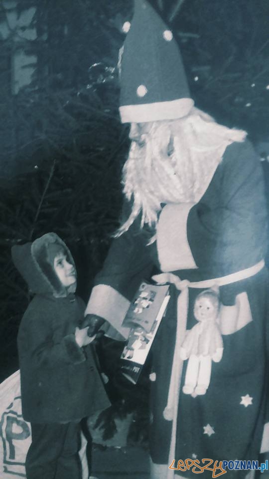 Gwiazdor przed Okrąglakiem Foto: Małgorzata Seichert Ciok - archiwum domowe Gwiazdor przed Okrąglakiem Foto: Małgorzata Seichert Ciok - archiwum domowe