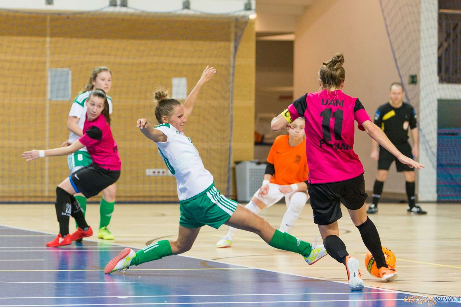 Futsal kobiet: AZS UAM Poznań - AZS AWF Warszawa Foto: lepszyPOZNAN.pl / Piotr Rychter Futsal kobiet: AZS UAM Poznań - AZS AWF Warszawa Foto: lepszyPOZNAN.pl / Piotr Rychter
