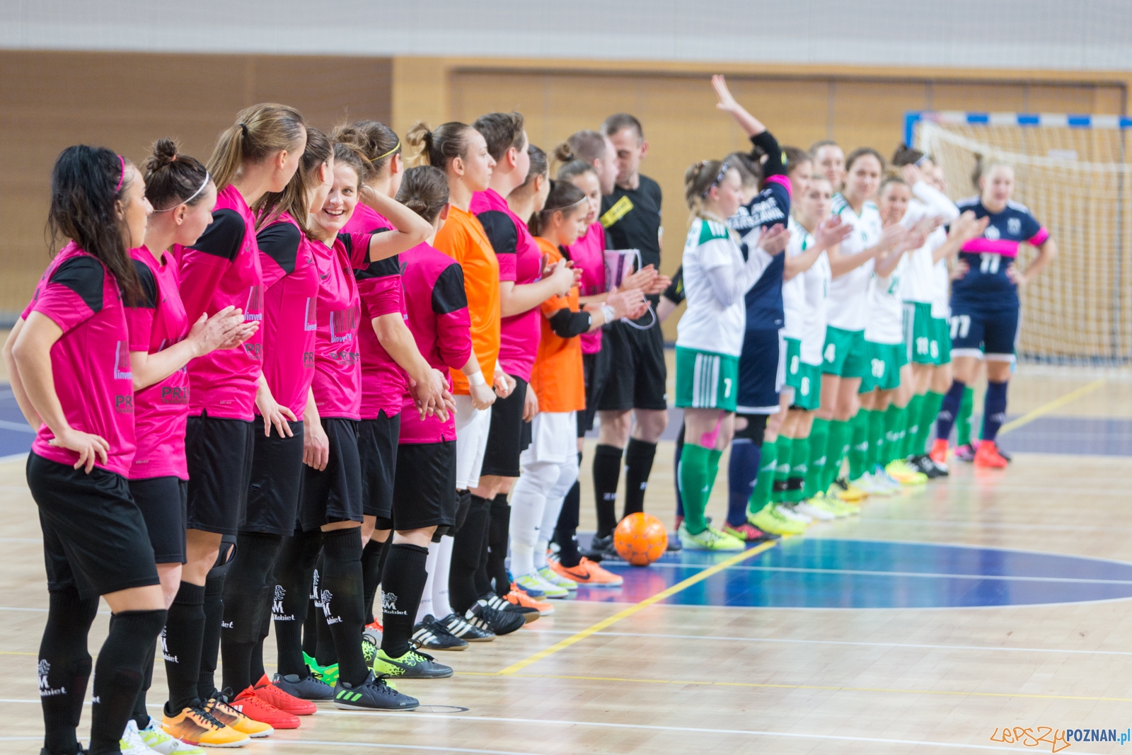Futsal kobiet: AZS UAM Poznań - AZS AWF Warszawa Foto: lepszyPOZNAN.pl / Piotr Rychter Futsal kobiet: AZS UAM Poznań - AZS AWF Warszawa Foto: lepszyPOZNAN.pl / Piotr Rychter