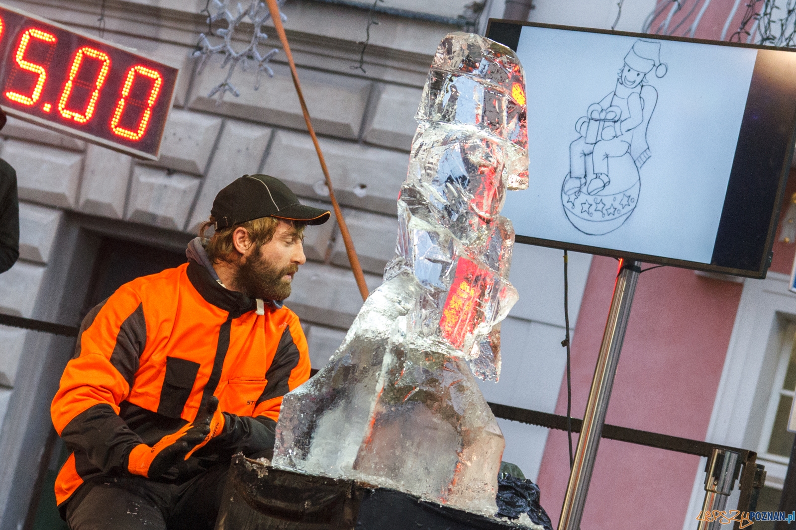007_20161210_11stihlicefestivalpoznan_speedcarving_staryrynek Foto: LepszyPOZNAN.pl / Pawel Rychter 007_20161210_11stihlicefestivalpoznan_speedcarving_staryrynek Foto: LepszyPOZNAN.pl / Pawel Rychter
