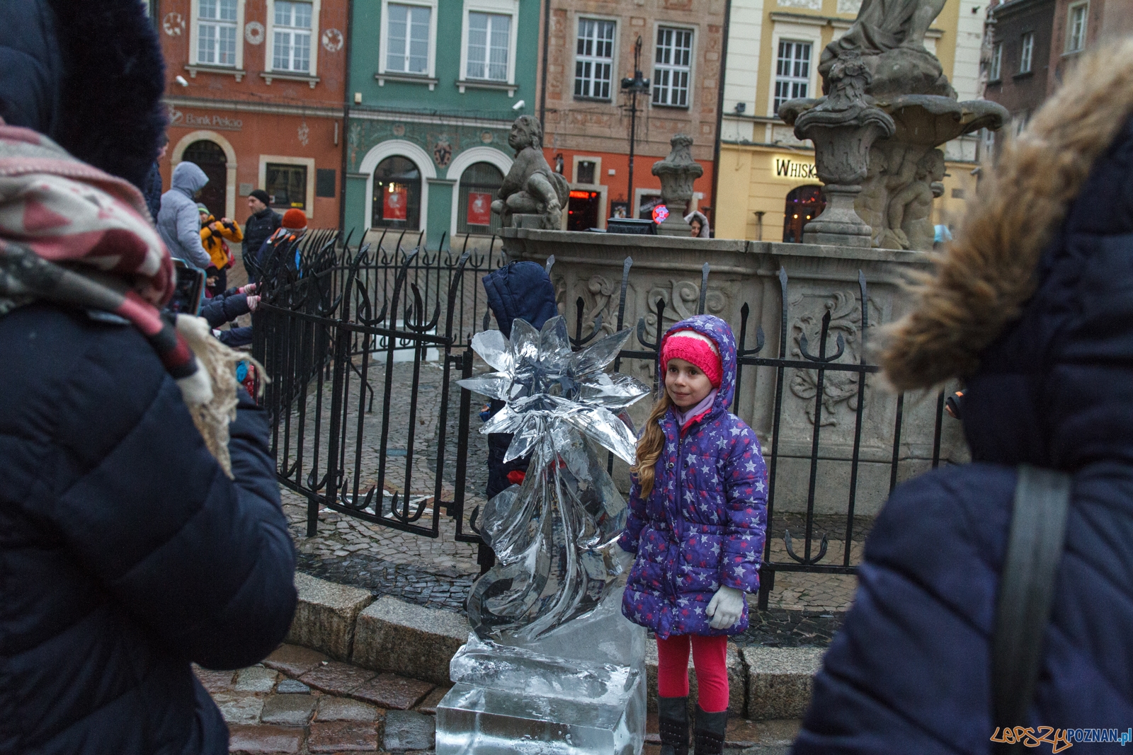 006_20161210_11stihlicefestivalpoznan_speedcarving_staryrynek Foto: LepszyPOZNAN.pl / Pawel Rychter 006_20161210_11stihlicefestivalpoznan_speedcarving_staryrynek Foto: LepszyPOZNAN.pl / Pawel Rychter