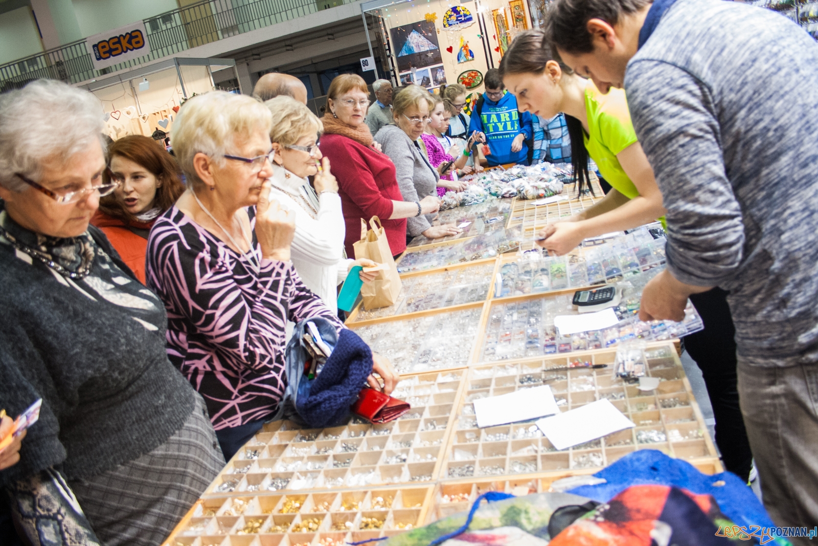 Festiwal Sztuki i Przedmiotów Artystycznych (2.12.2016) MTP Foto: © lepszyPOZNAN.pl / Karolina Kiraga Festiwal Sztuki i Przedmiotów Artystycznych (2.12.2016) MTP Foto: © lepszyPOZNAN.pl / Karolina Kiraga