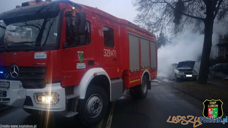 Spłonął kolejny samochód Foto: OSP Luboń / Marek Spłonął kolejny samochód Foto: OSP Luboń / Marek