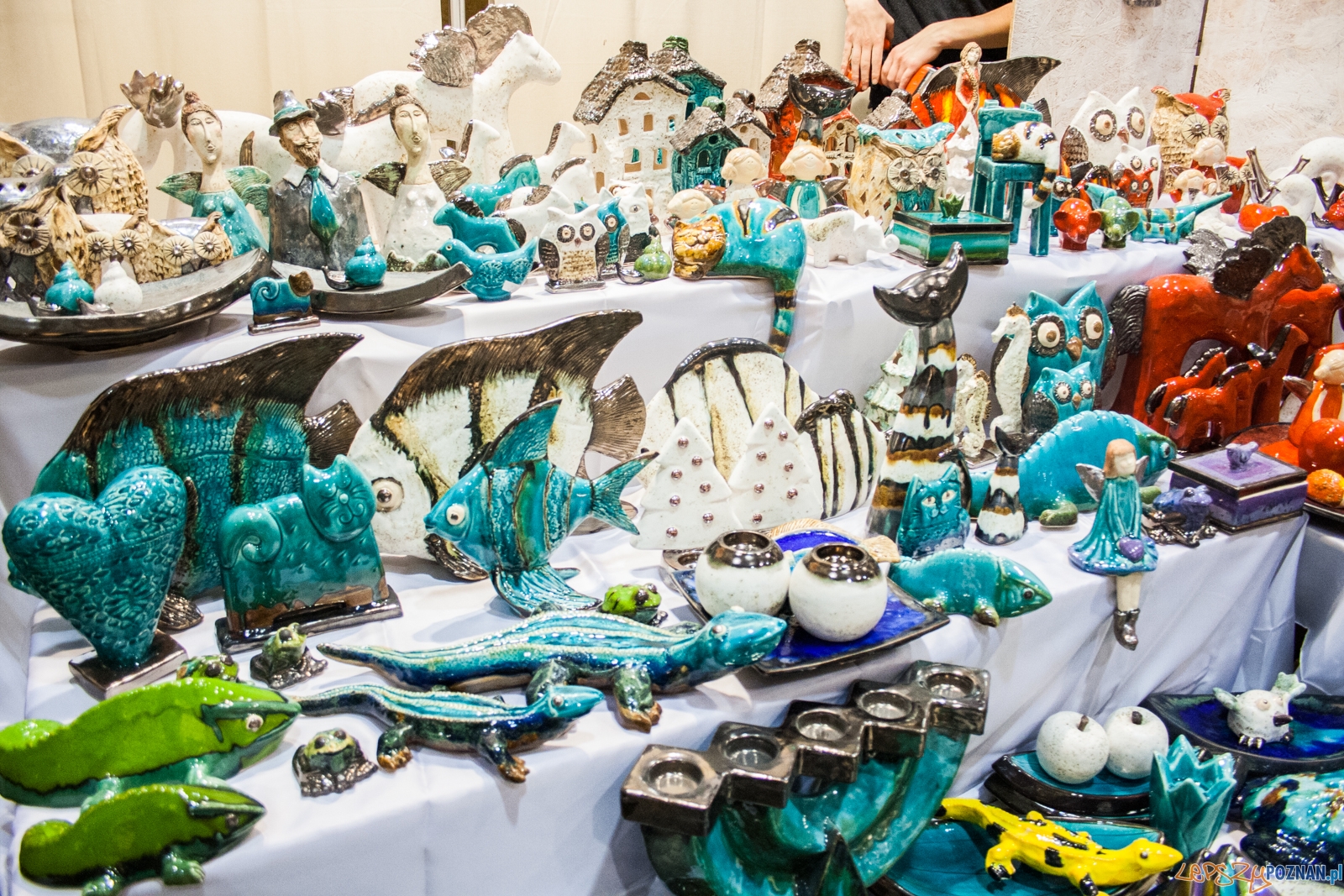 Festiwal Sztuki i Przedmiotów Artystycznych (2.12.2016) MTP Foto: © lepszyPOZNAN.pl / Karolina Kiraga Festiwal Sztuki i Przedmiotów Artystycznych (2.12.2016) MTP Foto: © lepszyPOZNAN.pl / Karolina Kiraga