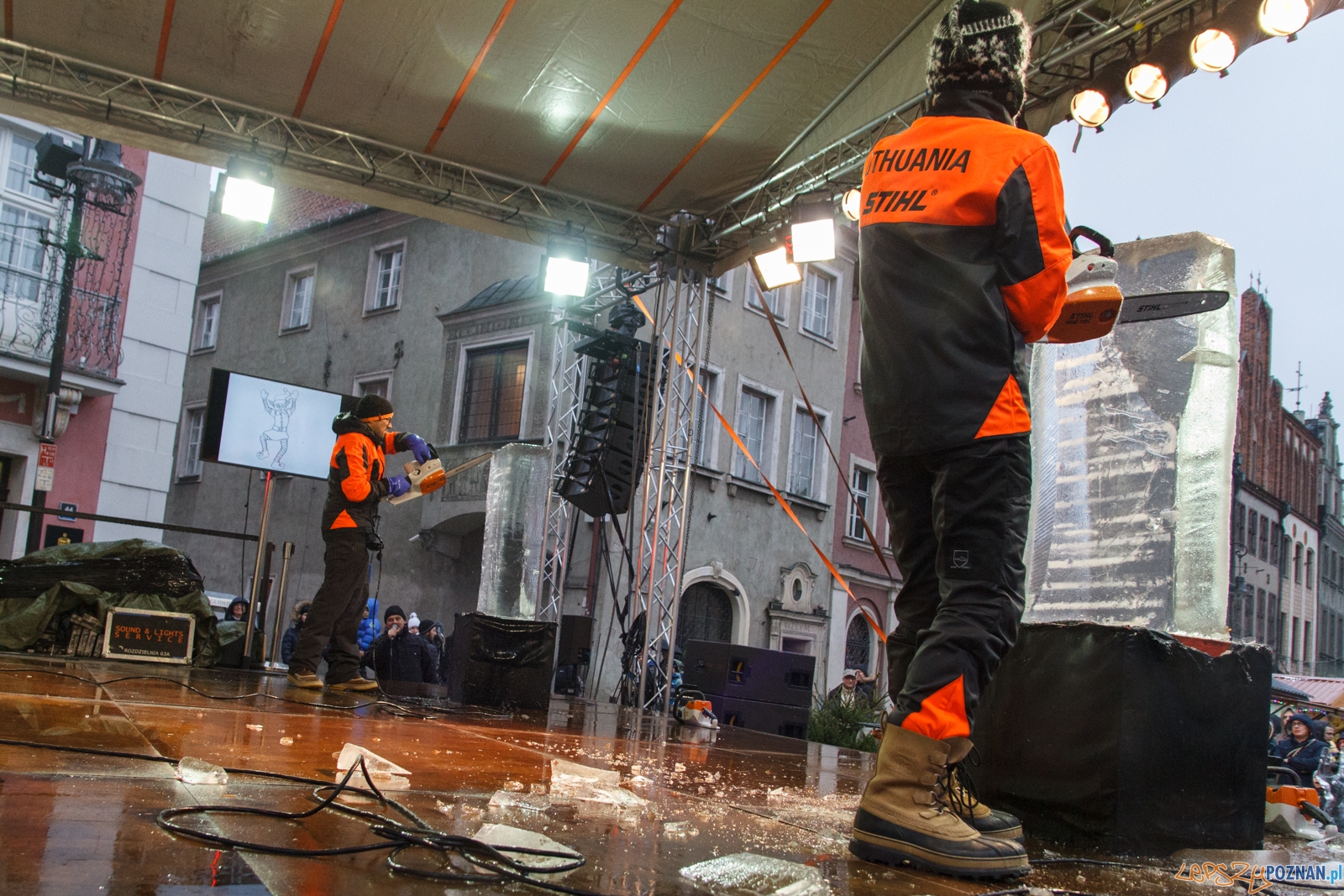 012_20161210_11stihlicefestivalpoznan_speedcarving_staryrynek Foto: LepszyPOZNAN.pl / Pawel Rychter 012_20161210_11stihlicefestivalpoznan_speedcarving_staryrynek Foto: LepszyPOZNAN.pl / Pawel Rychter