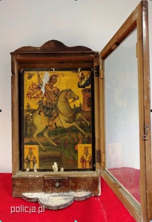 Szkieły na tropie nielegalnych handlarzy dziełami sztuki Foto: Policja Szkieły na tropie nielegalnych handlarzy dziełami sztuki Foto: Policja